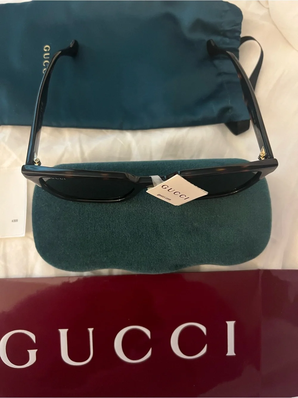 Gucci Black Rectangular Men’s Sunglasses with Dark Lenses
